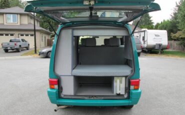 Volkswagen-eurovan-westfalia-1995-green-3