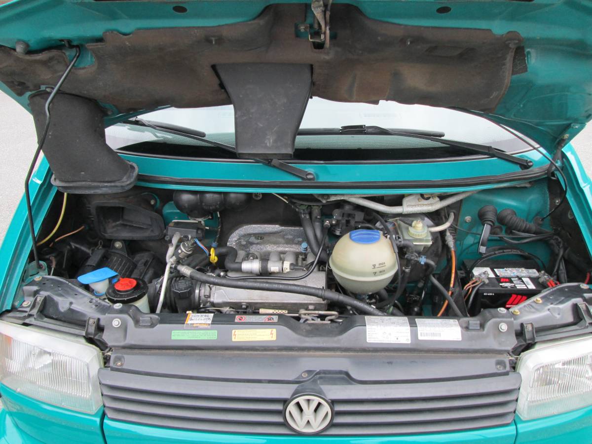 Volkswagen-eurovan-westfalia-1995-green-4