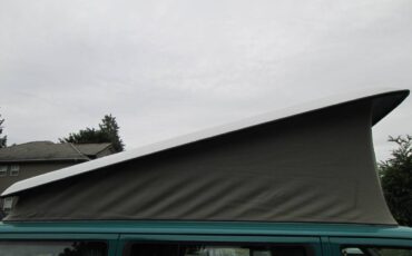 Volkswagen-eurovan-westfalia-1995-green-5