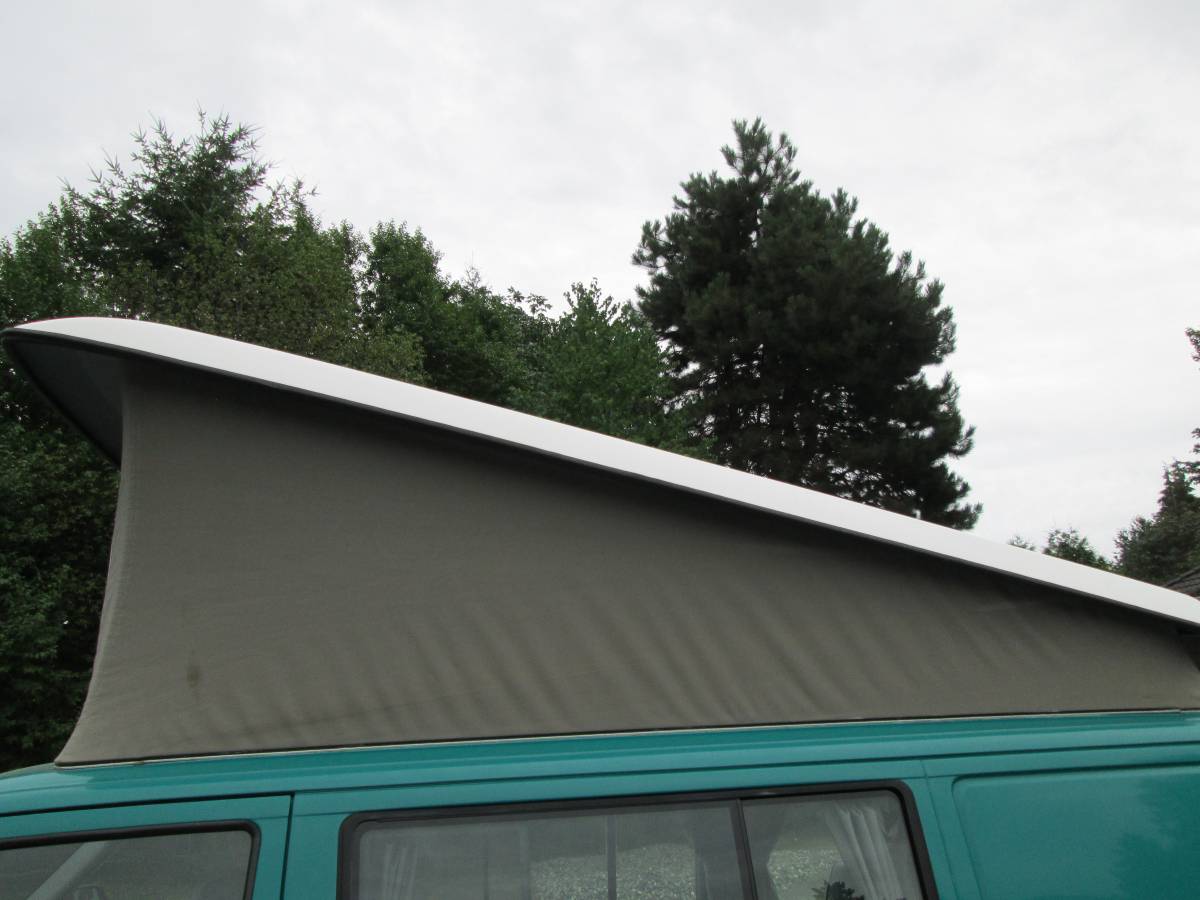 Volkswagen-eurovan-westfalia-1995-green-6