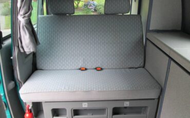 Volkswagen-eurovan-westfalia-1995-green-8