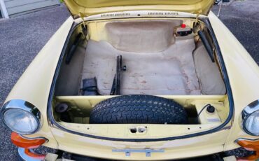 Volkswagen-fastback-type3-1971-brown-13