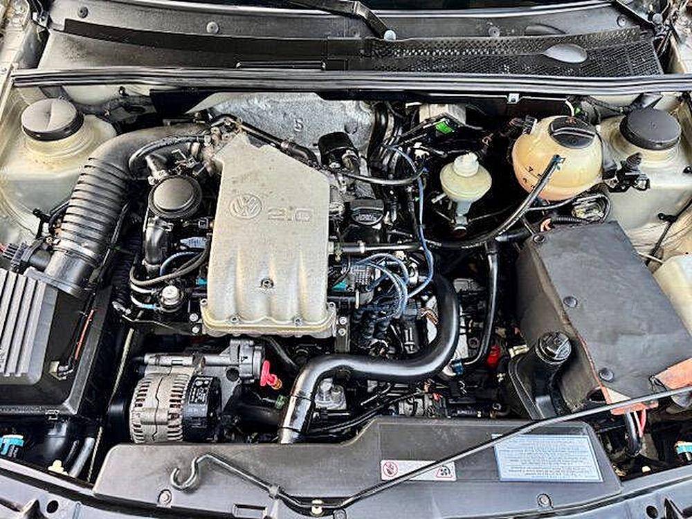 Volkswagen-jetta-1995-silver-10