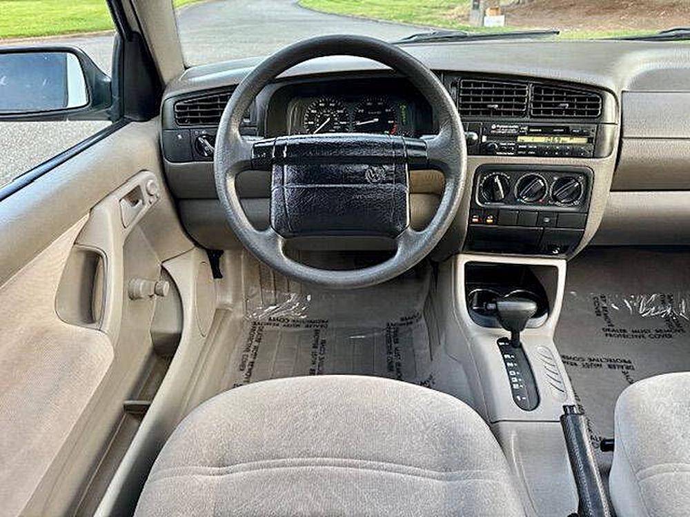 Volkswagen-jetta-1995-silver-16