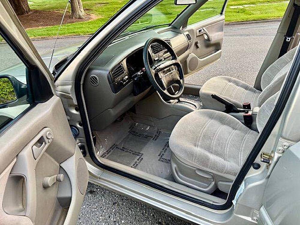Volkswagen-jetta-1995-silver-18