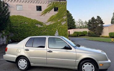 Volkswagen-jetta-1995-silver-4