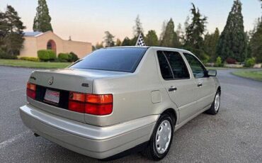 Volkswagen-jetta-1995-silver-5