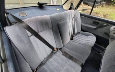 Volkswagen-jetta-diesel-1991-blue-2