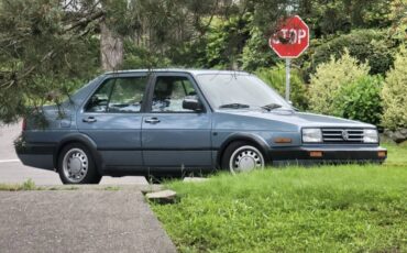 Volkswagen-jetta-diesel-1991-blue-3