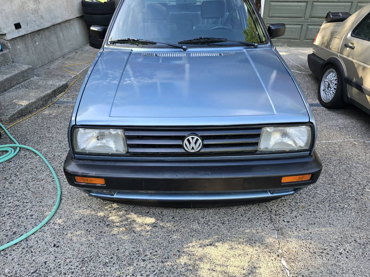 Volkswagen-jetta-diesel-1991-blue-7