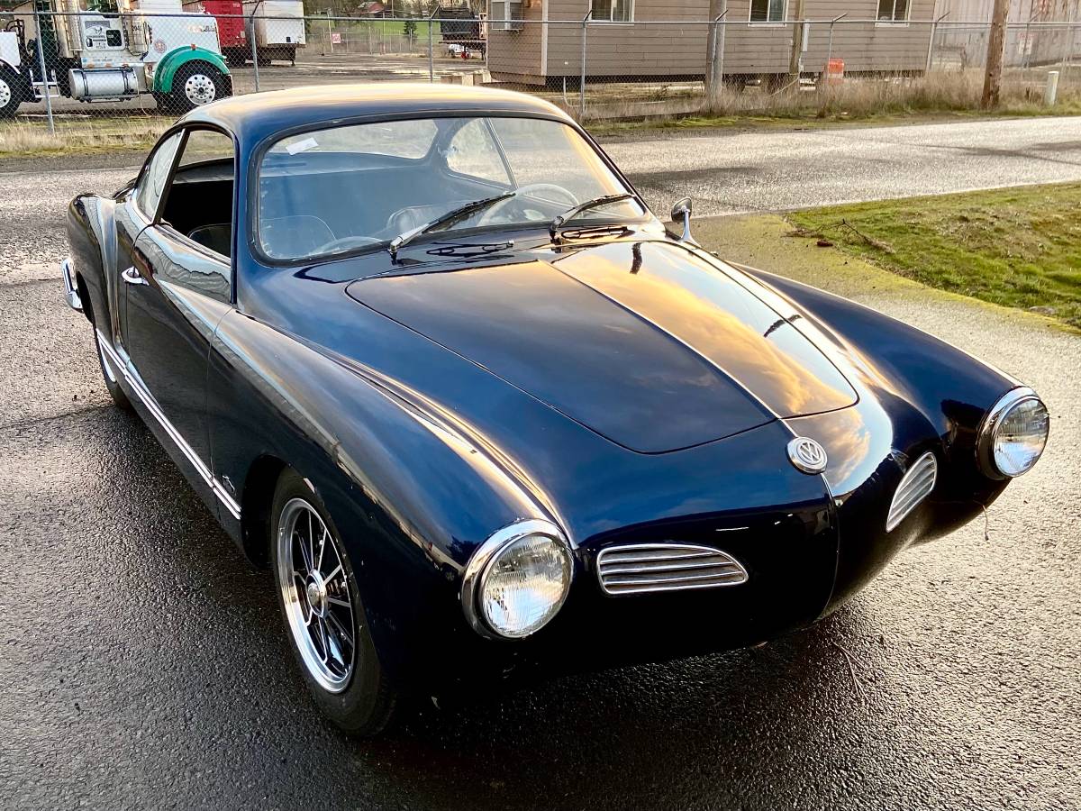 Volkswagen-karmann-ghia-1964-blue