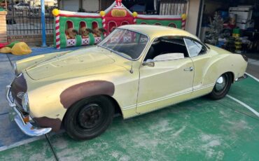 Volkswagen-karmann-ghia-1966-yellow-1