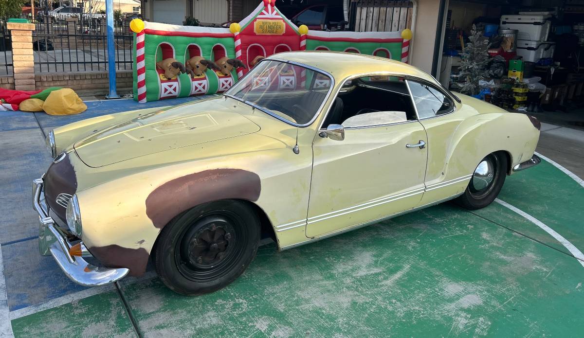 Volkswagen-karmann-ghia-1966-yellow-1