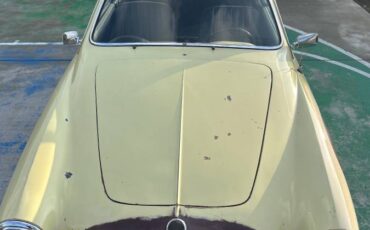 Volkswagen-karmann-ghia-1966-yellow-2