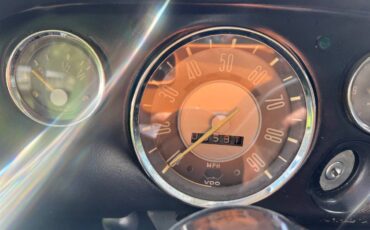Volkswagen-karmann-ghia-1967-16