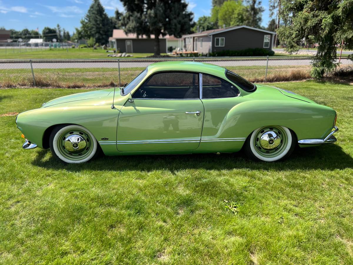 Volkswagen-karmann-ghia-1967