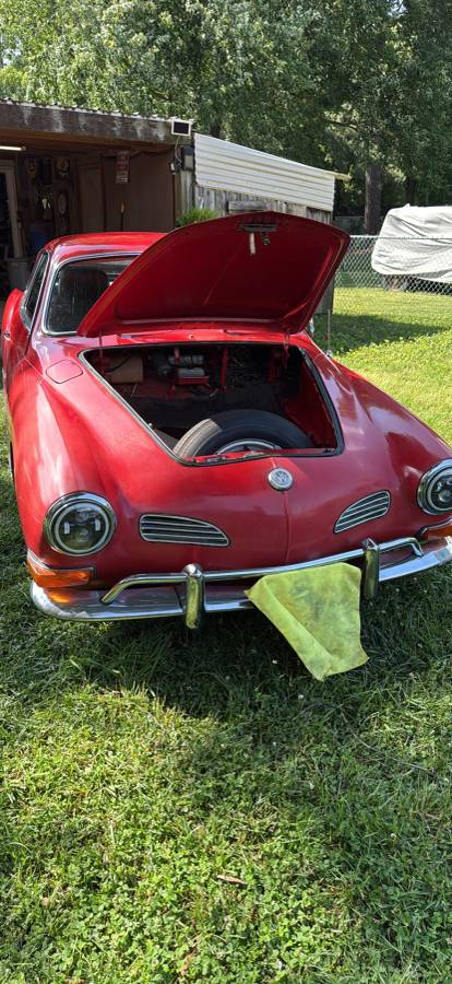 Volkswagen-karmann-ghia-1970-red-5