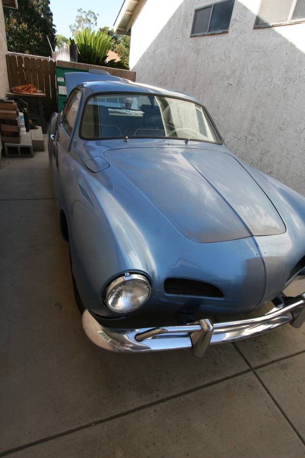 Volkswagen-karmann-ghia-1971-blue-1