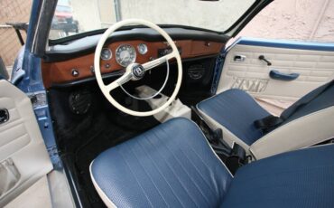 Volkswagen-karmann-ghia-1971-blue-13
