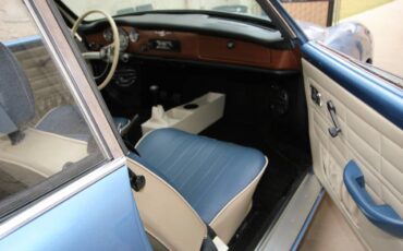 Volkswagen-karmann-ghia-1971-blue-14