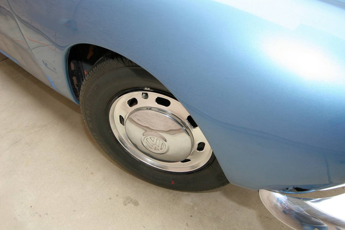 Volkswagen-karmann-ghia-1971-blue-7