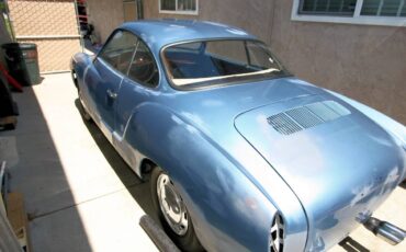 Volkswagen-karmann-ghia-1971-blue-9