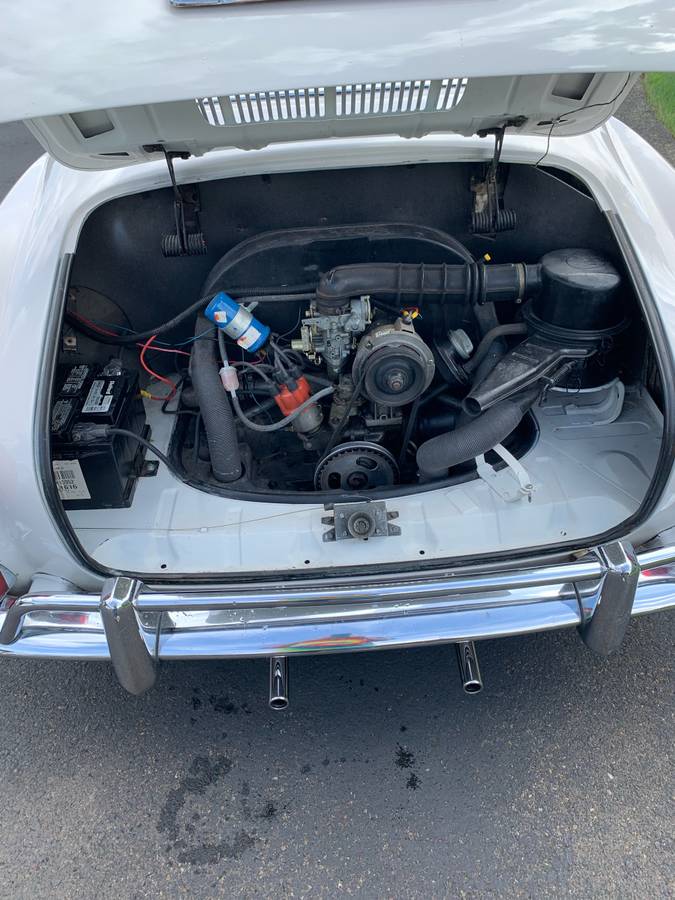 Volkswagen-karmann-ghia-1971-white-1