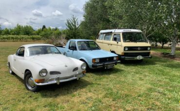 Volkswagen-karmann-ghia-1971-white-10