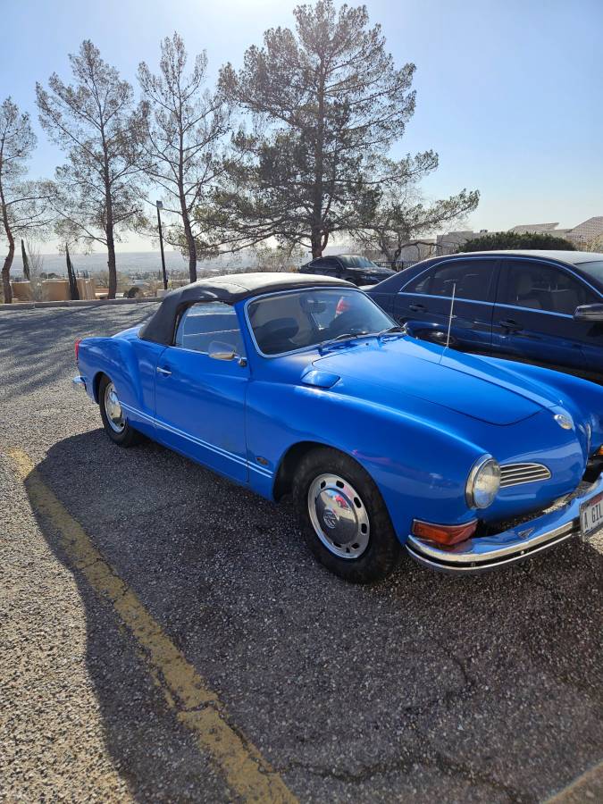 Volkswagen-karmann-ghia-1972-blue-2