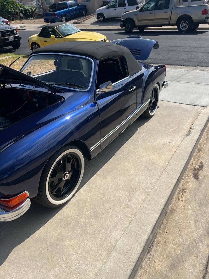 Volkswagen-karmann-ghia-1974-blue-12