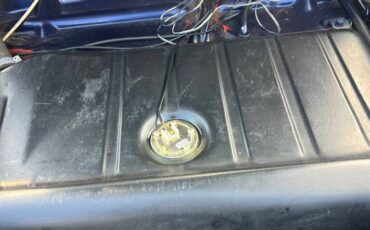 Volkswagen-karmann-ghia-1974-blue-21