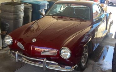 Volkswagen-karmenn-ghia-1968-red-1