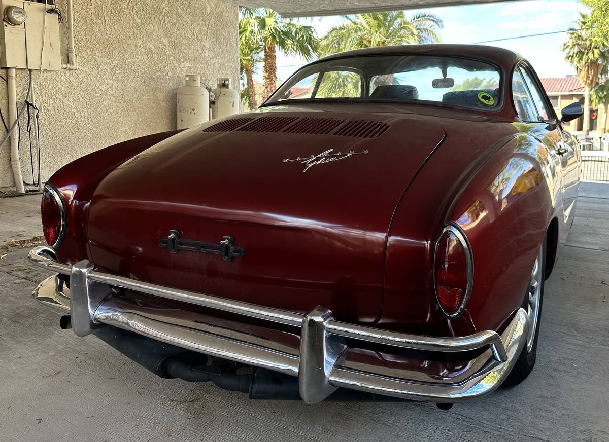 Volkswagen-karmenn-ghia-1968-red-3