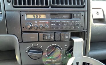 Volkswagen-passat-1991-13