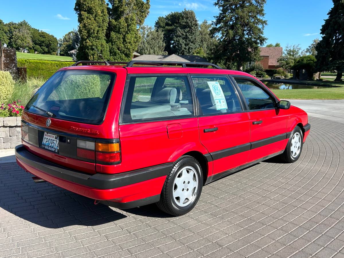 Volkswagen-passat-1991-3