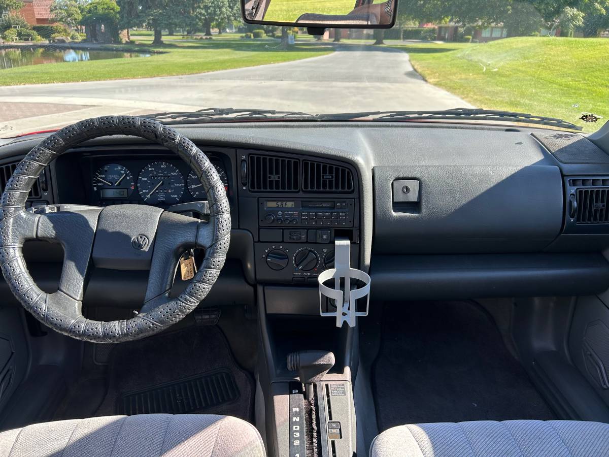 Volkswagen-passat-1991-9