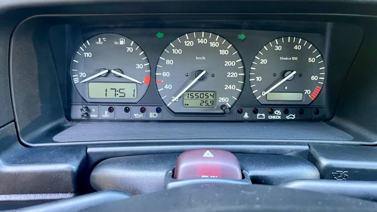 Volkswagen-passat-1995-grey-14