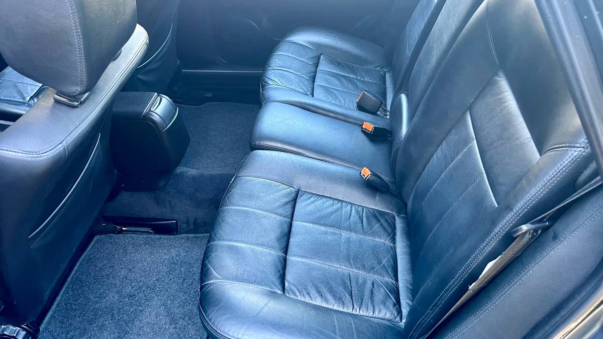 Volkswagen-passat-1995-grey-20