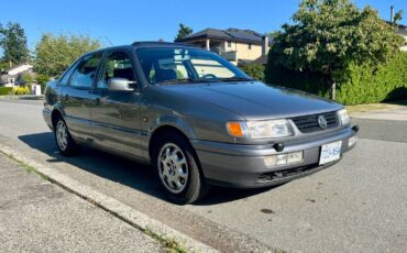 Volkswagen-passat-1995-grey-31