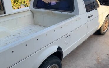 Volkswagen-pickup-1982-3