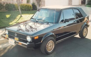 Volkswagen-rabbit-convertible-1982-black
