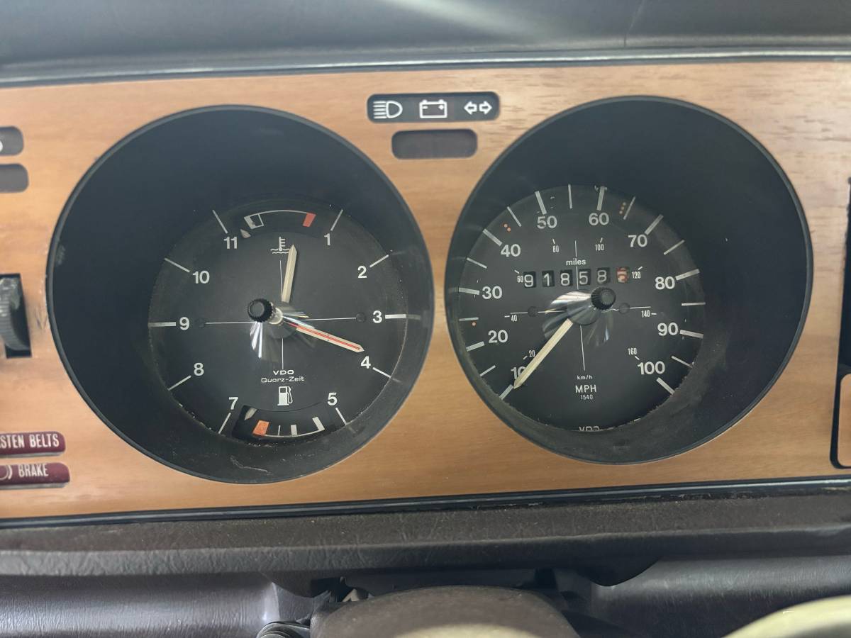 Volkswagen-rabbit-diesel-1979-white-6