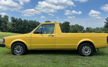 Volkswagen-rabbit-pickup-diesel-1981-yellow-1