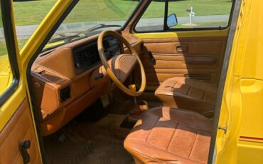 Volkswagen-rabbit-pickup-diesel-1981-yellow-15
