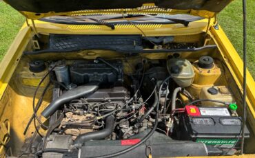 Volkswagen-rabbit-pickup-diesel-1981-yellow-20