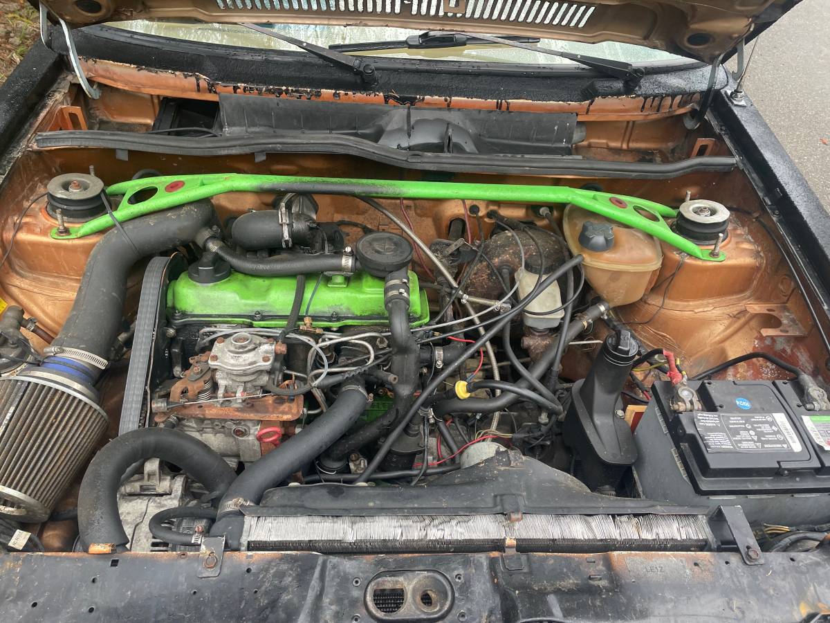 Volkswagen-rabbit-truck-diesel-1982-custom-3