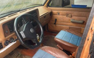 Volkswagen-rabbit-truck-diesel-1982-custom-9