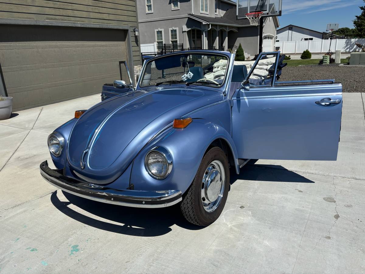 Volkswagen-super-beetle-1971-15