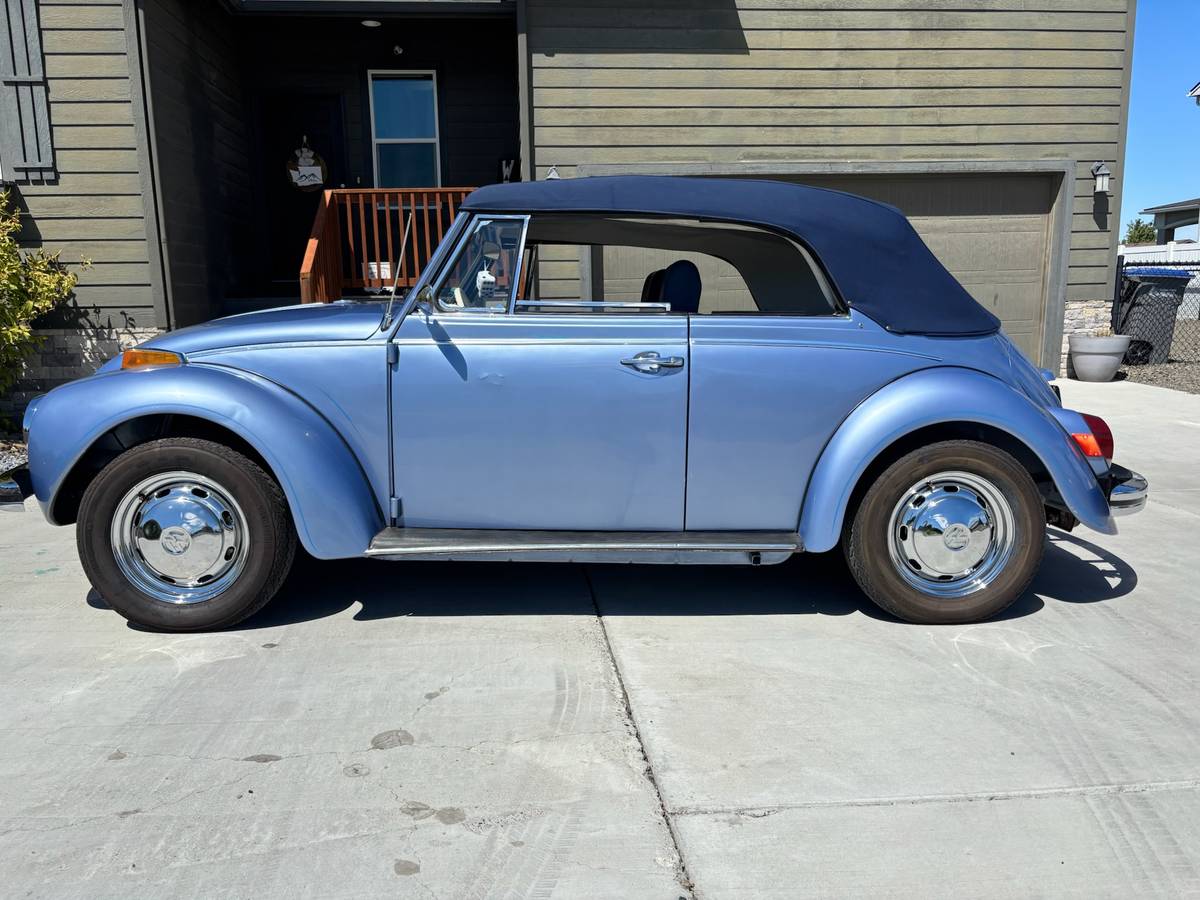 Volkswagen-super-beetle-1971-17