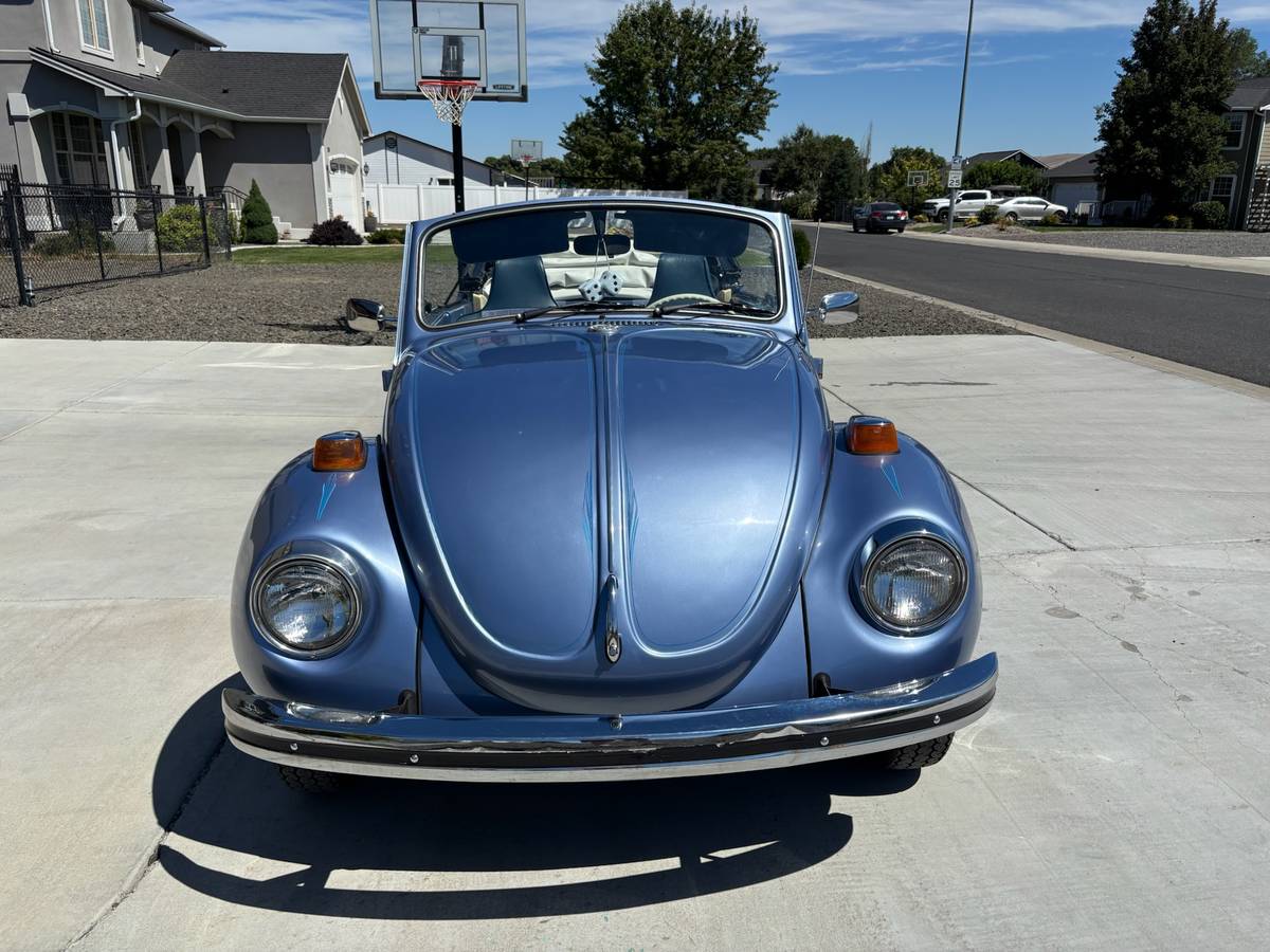 Volkswagen-super-beetle-1971-6